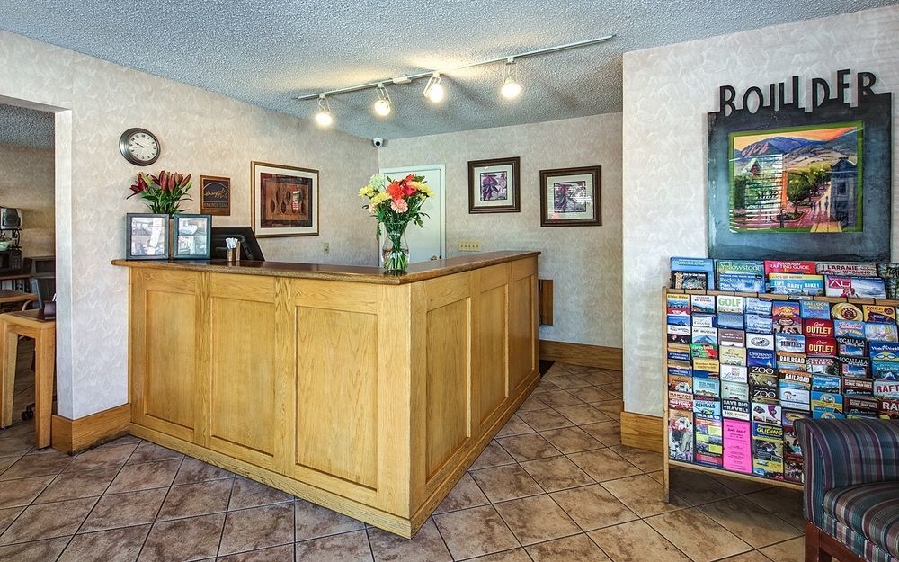Boulder University Inn Экстерьер фото