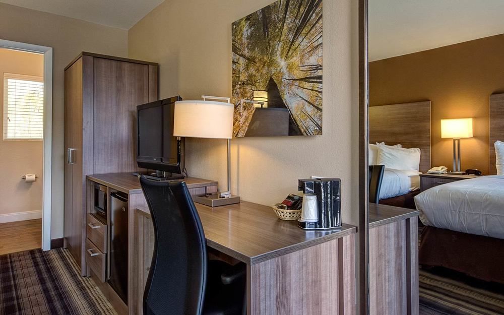 Boulder University Inn Экстерьер фото