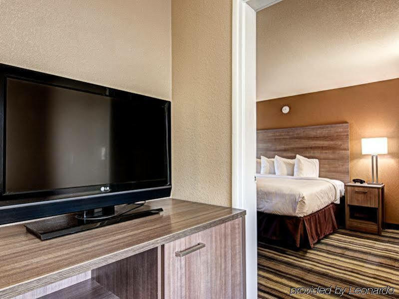 Boulder University Inn Экстерьер фото